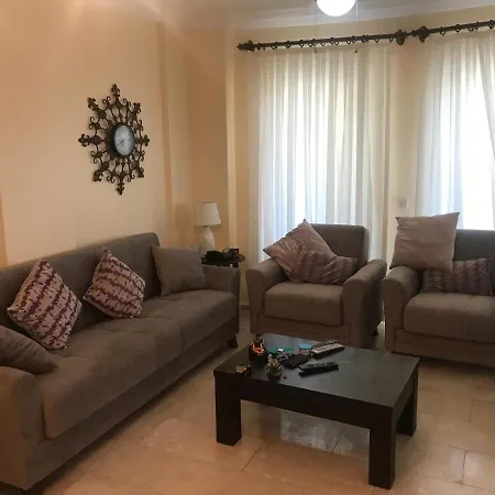 Sleeps 9 Pool Air Con Wifi Willa